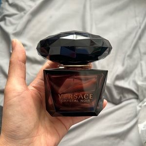 Versace crystal noir perfume 
90ml |3oz
